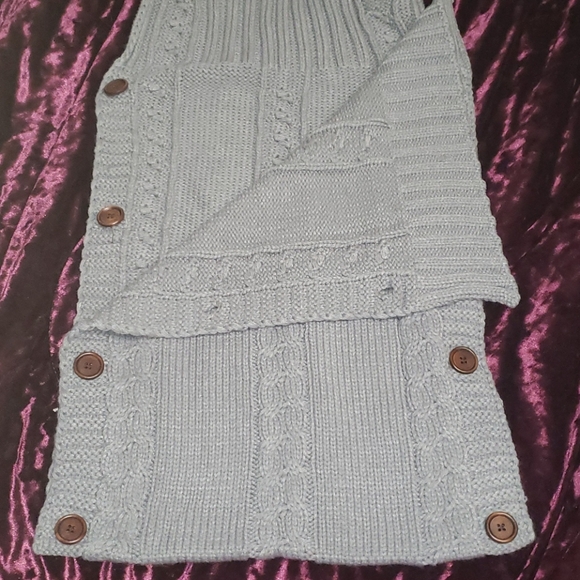 NWT Gray Baby Snuggie - Picture 2 of 5